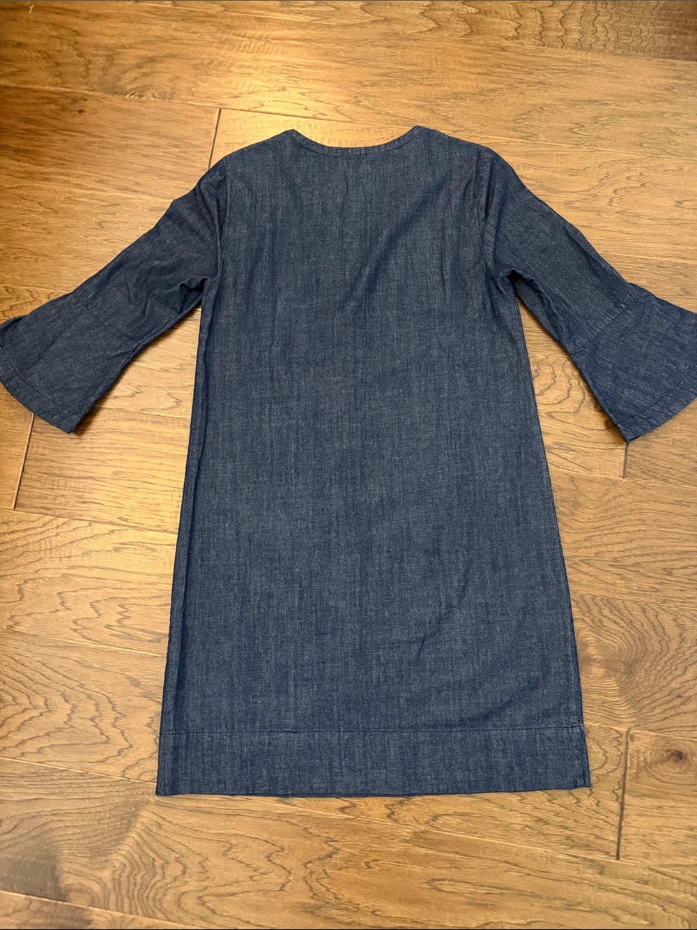 Draper James Dark Denim Sz 6 Ruffle Button-Front Bell Sleeve Shift Dress - Picture 9 of 9